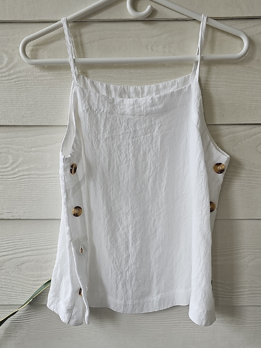 MINE White Square Neck Cami Tank Top Side Tortoise Buttons Size M